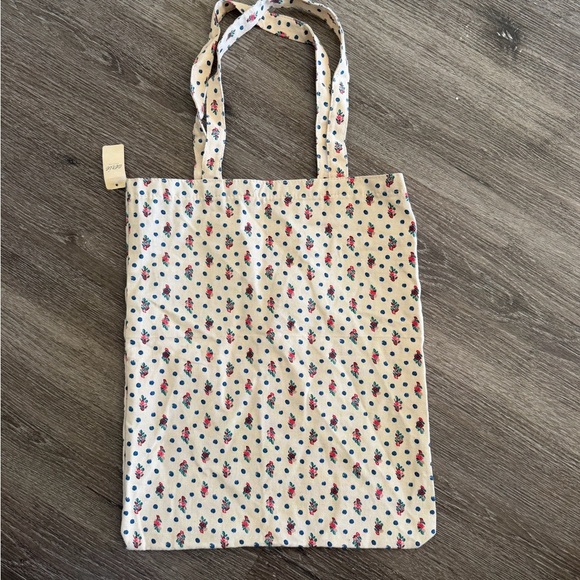 Aerie Cream Floral Tote Bag - Picture 4 of 4